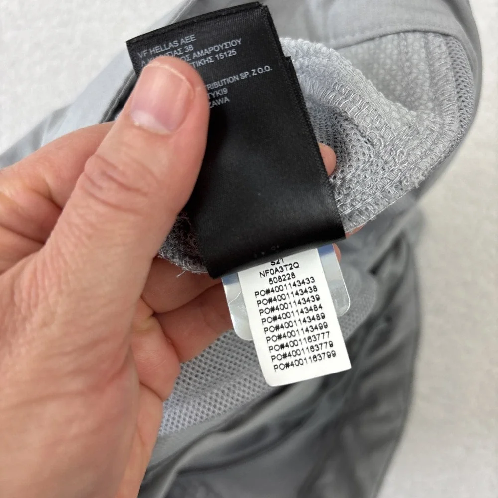 THE NORTH FACE Rolling Sun Shorts Mens 30 Gray 9